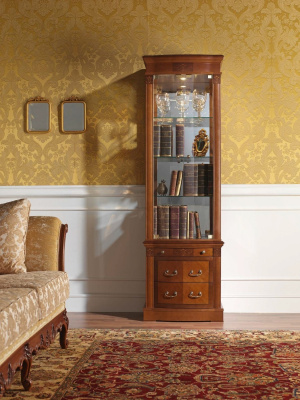 Витрина 807/837. Фото